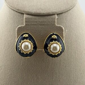 JOAN RIVERS Royal Blue Enamel Pearl Center Clip-On Statement Earrings Vintage